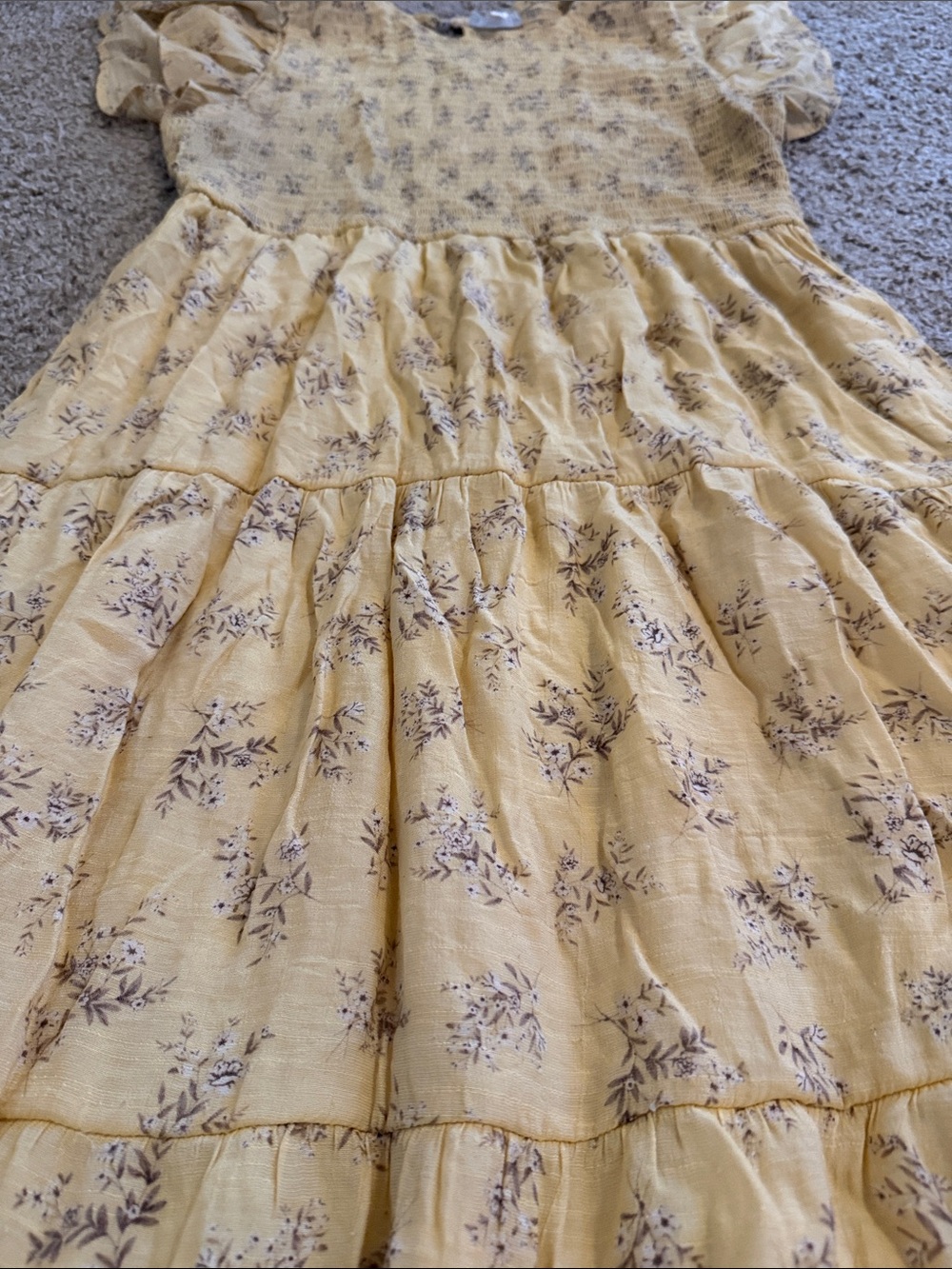 Yellow Floral Tiered Casual Dress with Flutter Sleeves - Picture 3 of 4